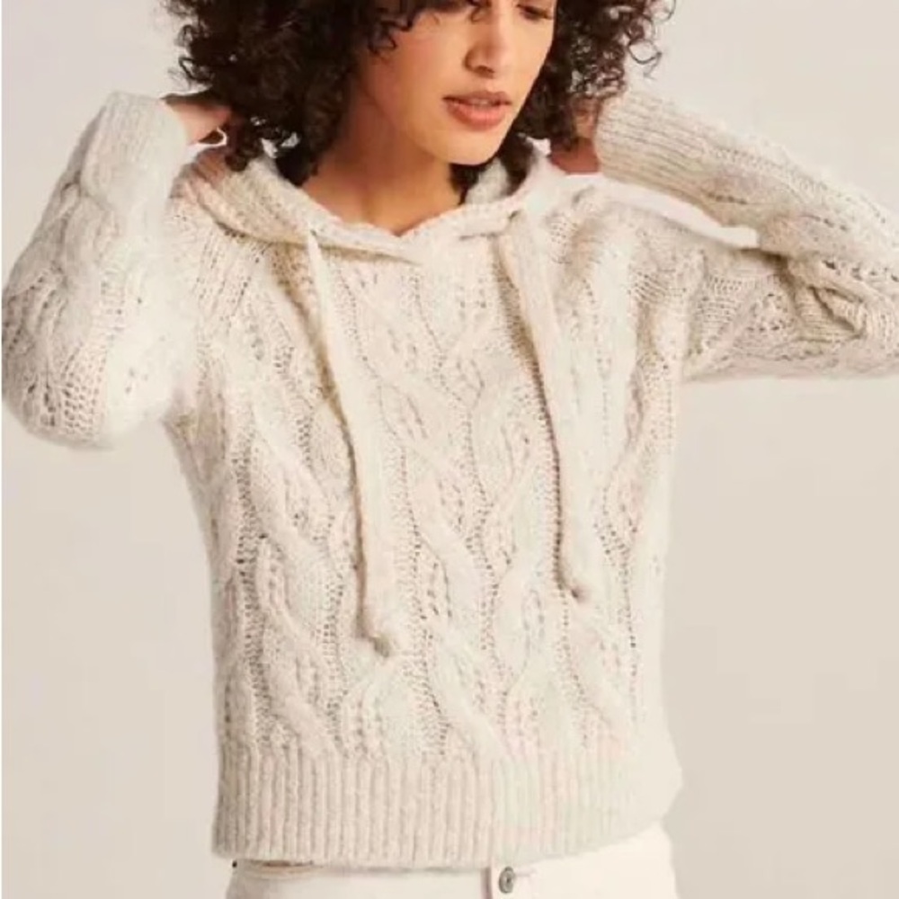 Abercrombie & Fitch Cable Knit Hoodie Sweater - Cream